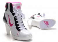BOTAS NIKE ALTO